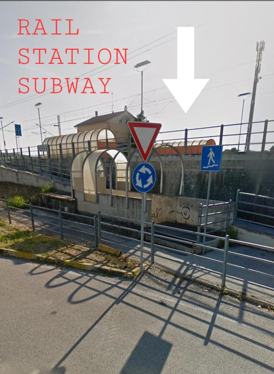 شقة Al Castello - Aeroporto Delle Marche - Ancona فالكونارا ماريتيما المظهر الخارجي الصورة